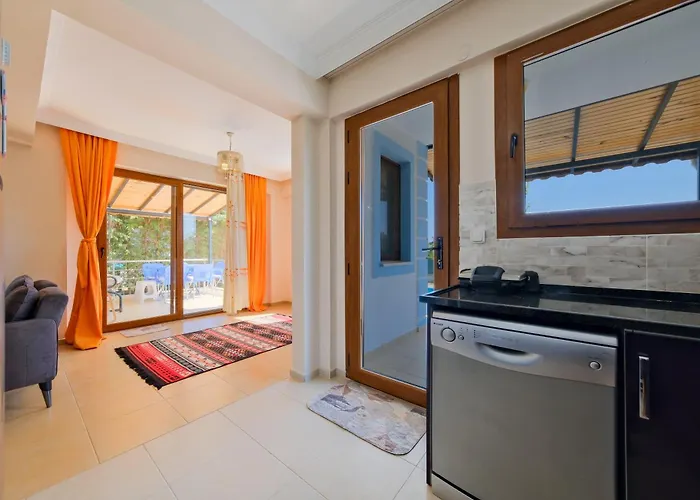Talia Deniz Manzarali Villa